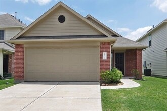 Building Photo - 18743 N Lyford Dr