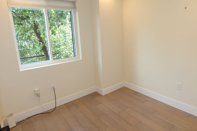 Building Photo - Brand New Town Home in the Heart of Northern Liberties