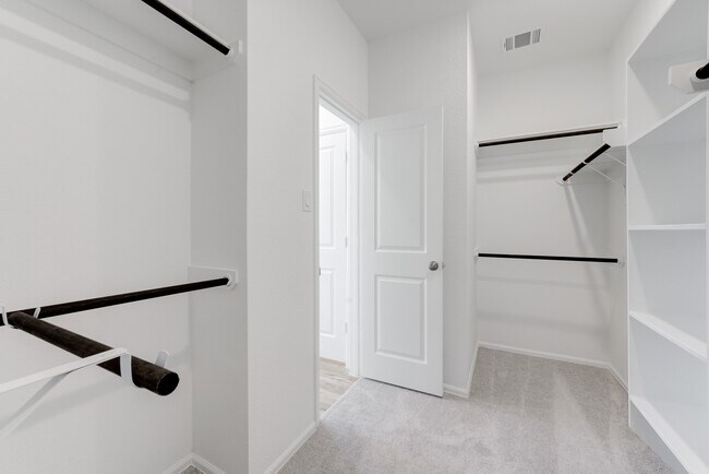 Building Photo - 31415 Beacon Cove Trl