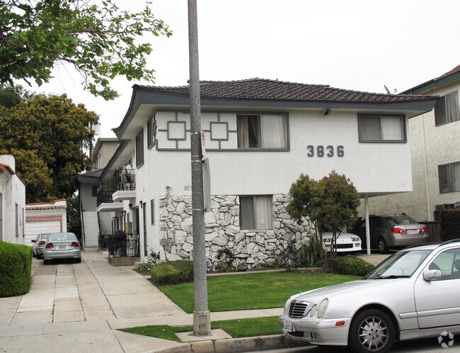 Building Photo - 3836 Keystone Ave