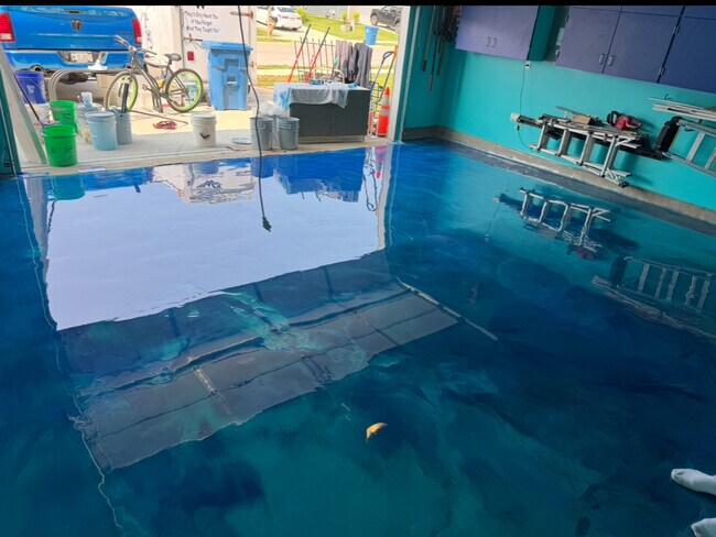 Building Photo - 5817 Flat Hill Dr