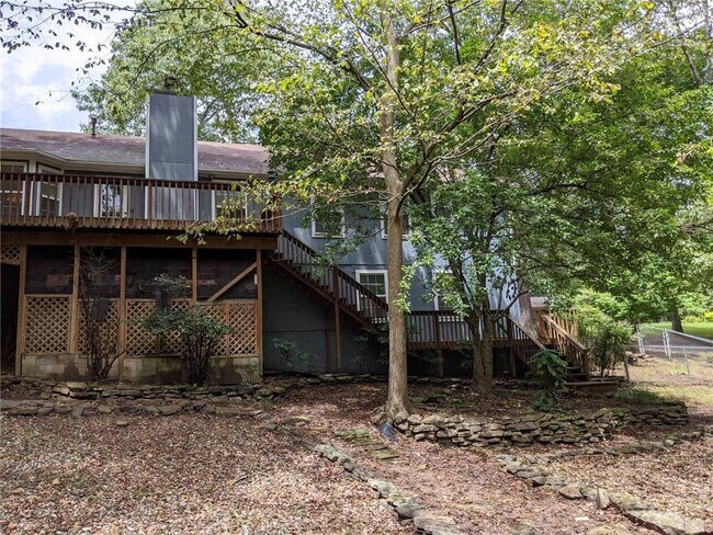 Building Photo - 13765 Apple Ln