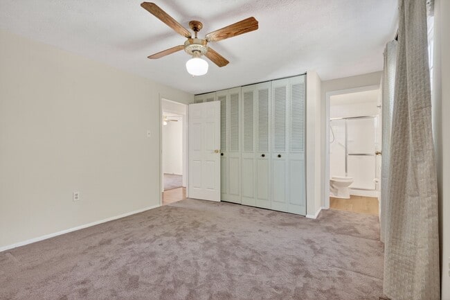 Building Photo - 2806 Logway Rd