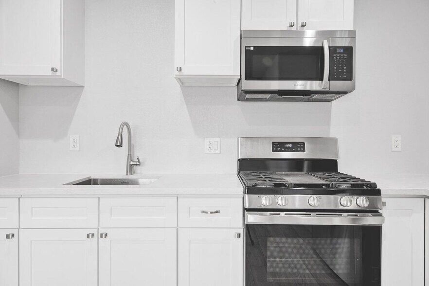 Building Photo - 8459 O'Melveny Ave