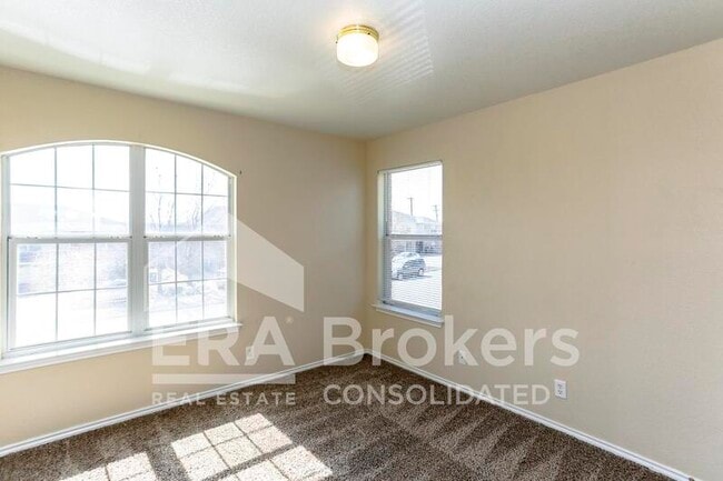 Building Photo - 5705 A Allstar Ct