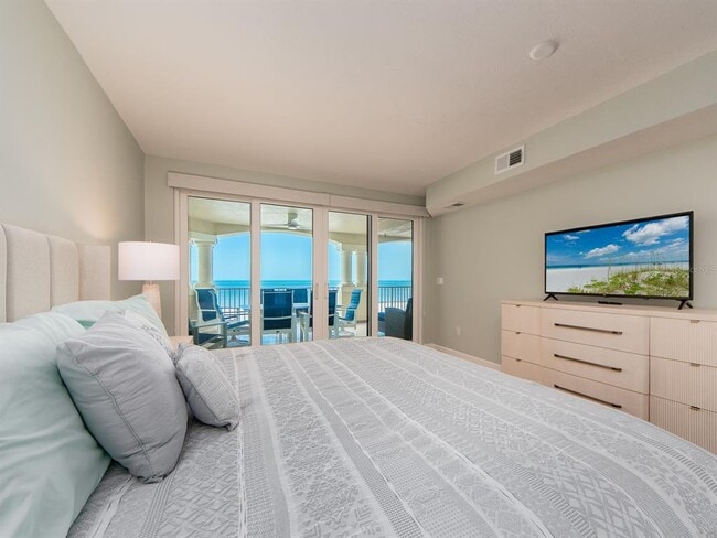 Building Photo - 1370 Gulf Blvd