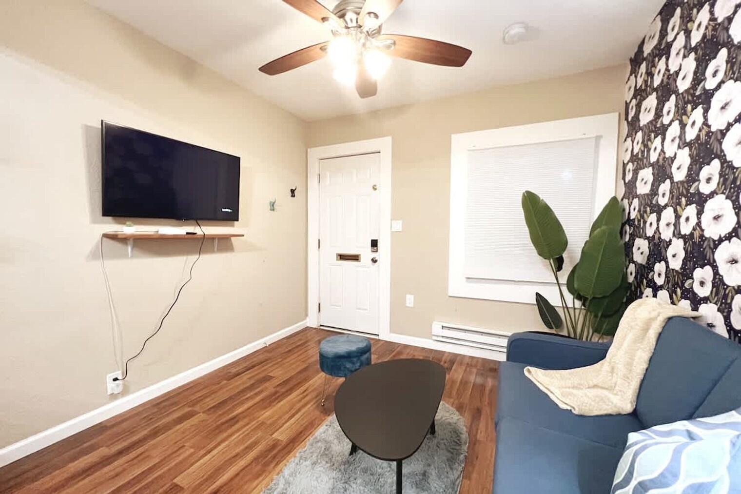 Building Photo - 2314 Bonar St