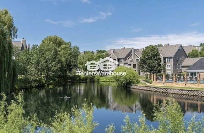 Building Photo - 6145 Chasewood Pkwy