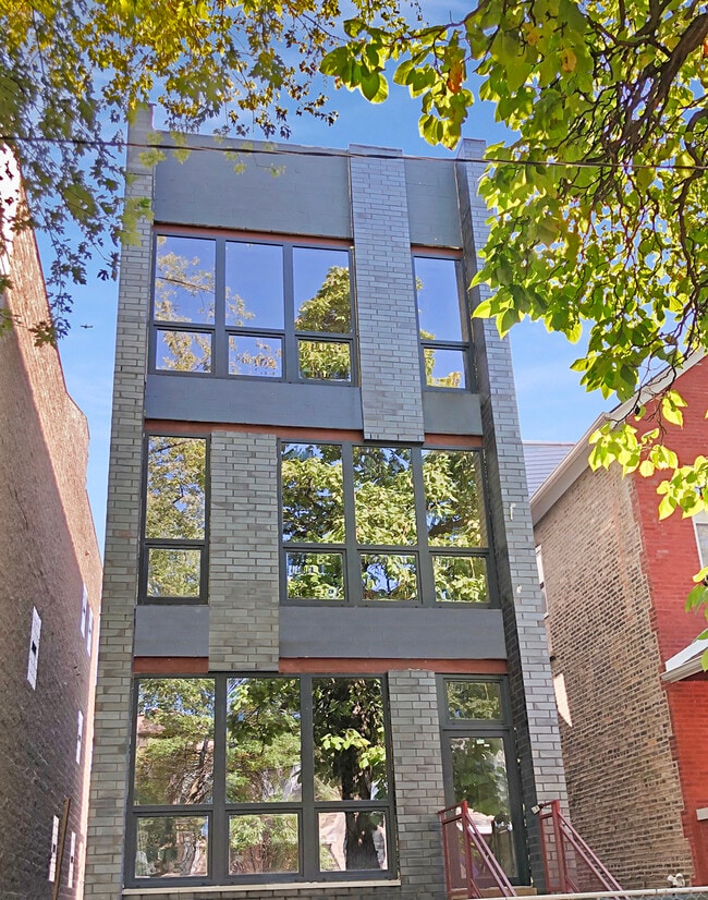 Primary Photo - 2449 W Haddon Ave
