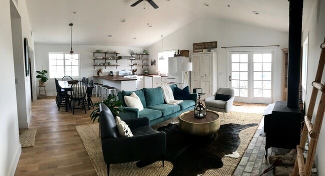 Open concept living room - LOFT HOUSE, 19121-B Camino Vista Rd