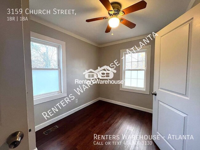 Building Photo - Charming 1-Bedroom Carriage House Near Dow...