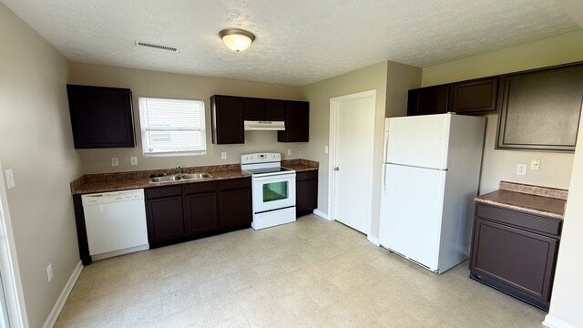 Building Photo - SOUTH EAST/FRANKLIN TWP 4 BR/2.5 BA LIKE NEW 2-STORY HOME AVAILABLE NOW!