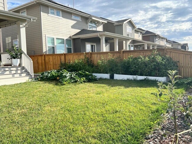 Building Photo - 690 Rob Roy Ct