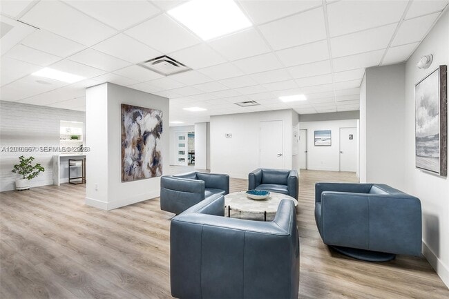 Building Photo - 3800 Galt Ocean Dr
