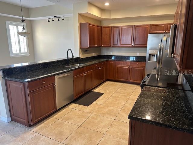 Building Photo - 606 Wells Ct