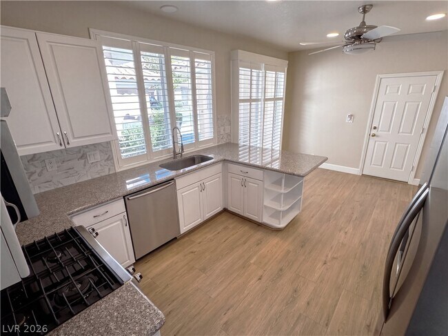 Building Photo - 4950 Crooked Stick Way