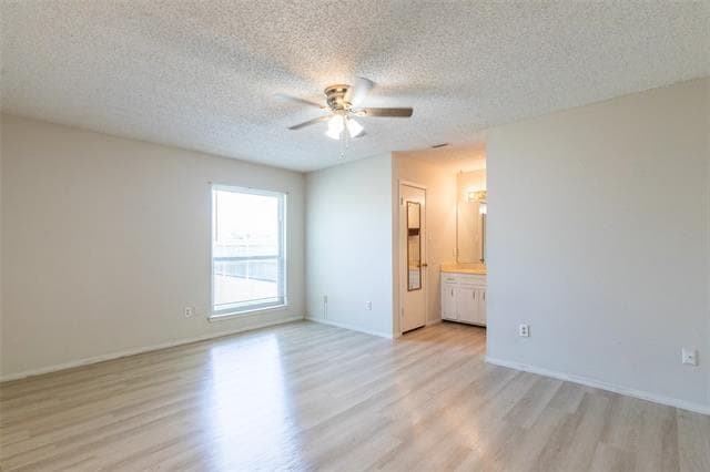 Building Photo - 1733 Chucker Ct
