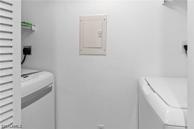 Building Photo - 29 High Point Cir E