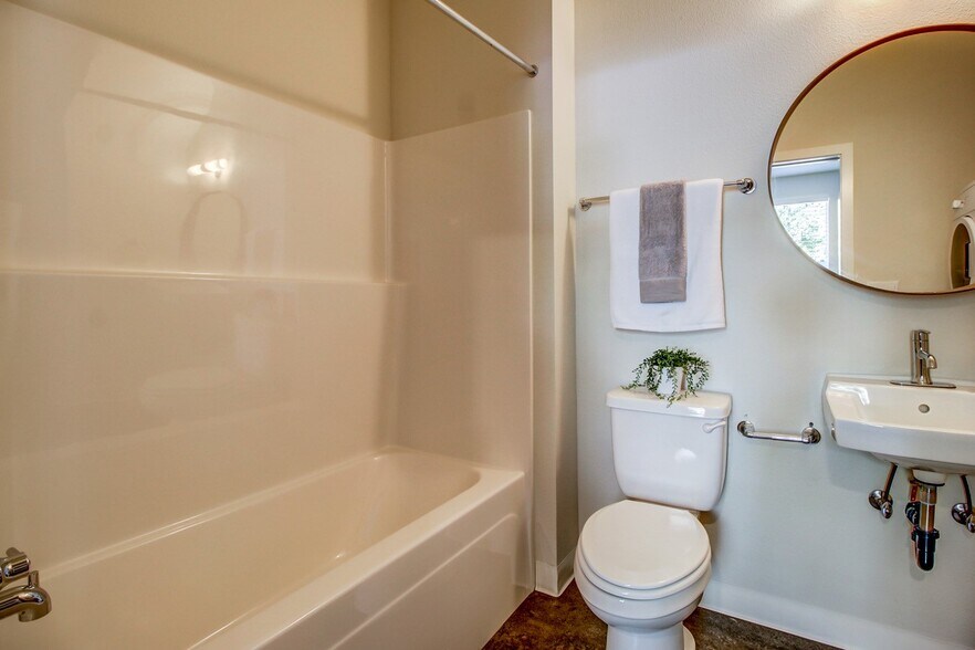 One Bedroom Model Home - Unit #1 - 686 SE Spokane St