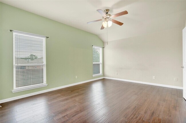 Building Photo - 9001 Tumbleweed Dr