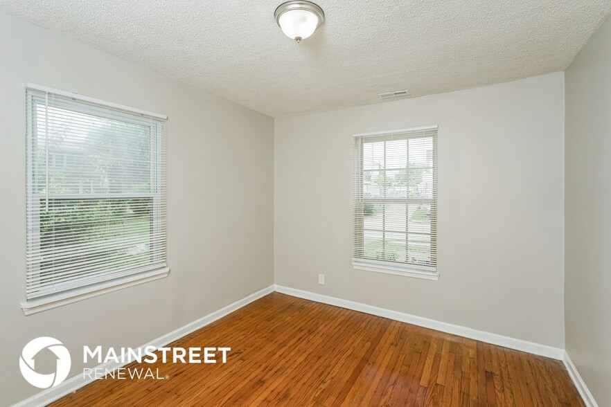 Building Photo - 3622 W Jefferson St