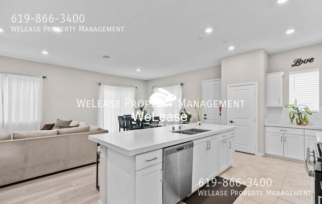 Building Photo - 2098 Bluestone Cir