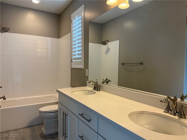 Building Photo - 8797 Pinley Spring St