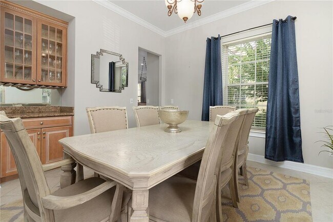 Building Photo - 216 Eastpark Dr