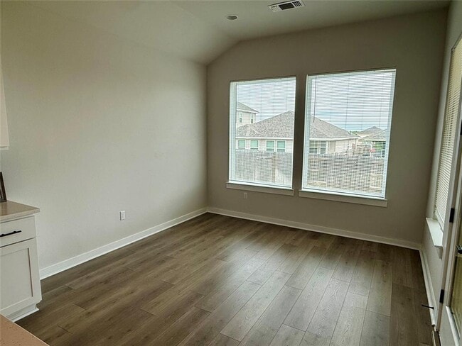 Building Photo - 6410 Velvet Leaf Ln