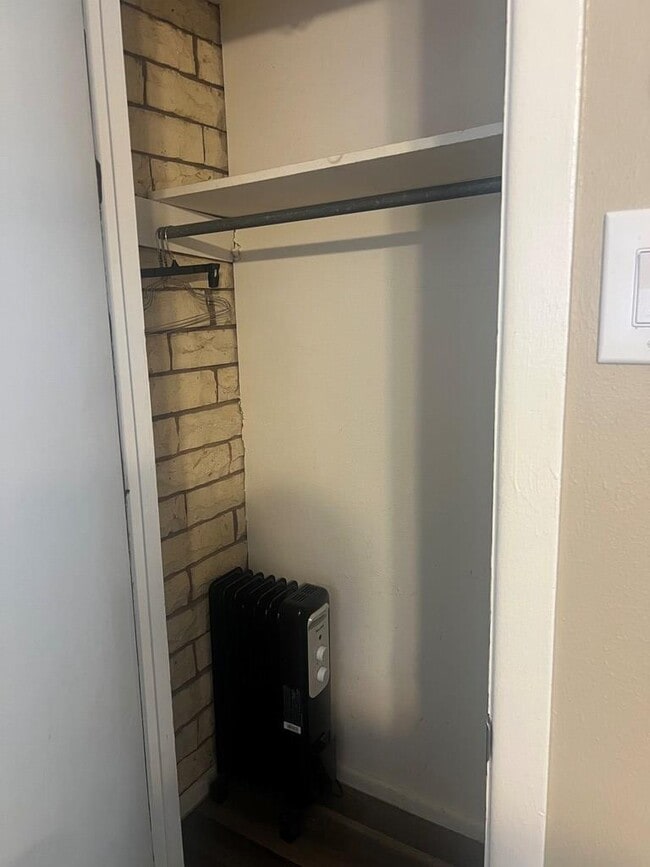 Building Photo - 1514 Parker Dr