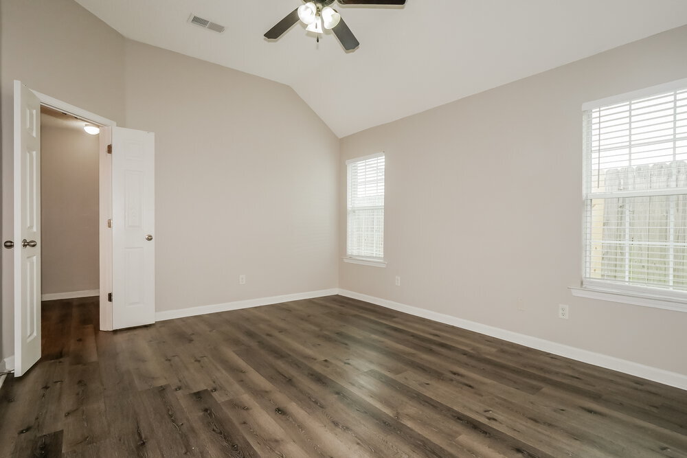 Building Photo - 7959 Ridgedale Dr