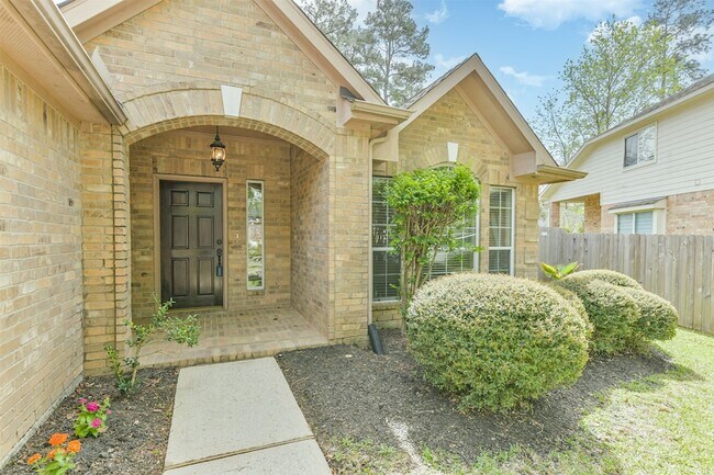 Building Photo - 7 Heron Hollow Ct