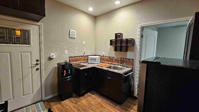 Building Photo - 27964 Mead Ct