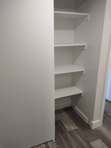 Building Photo - 3056 S 200 E
