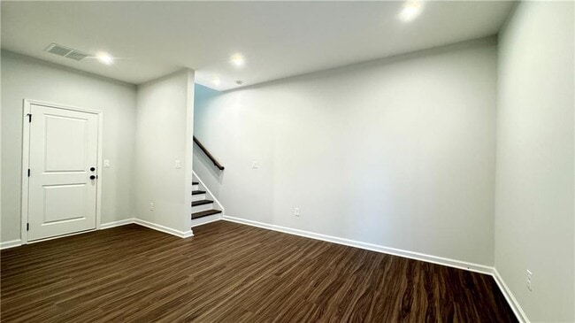Building Photo - 1475 Creekside Cir NW
