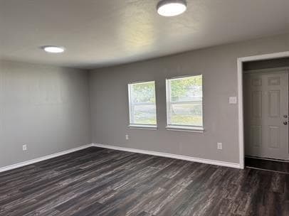 Building Photo - 560 Loraine Cir