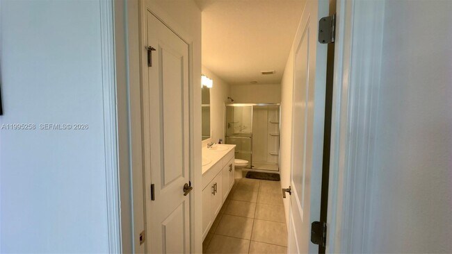 Building Photo - 3381 Composition St