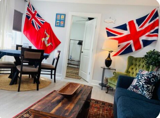 Building Photo - 2828 Church St