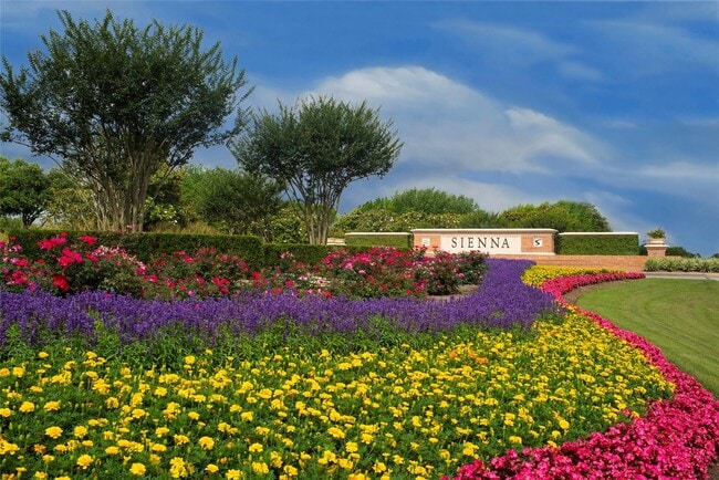 Building Photo - 1312 Shaded Rock Dr