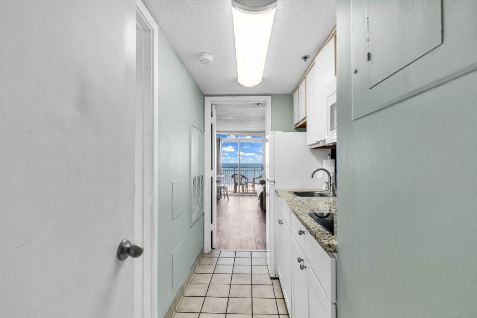 Building Photo - 1708 N Ocean Blvd
