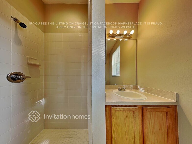 Building Photo - 6938 Gray Catbird Loop