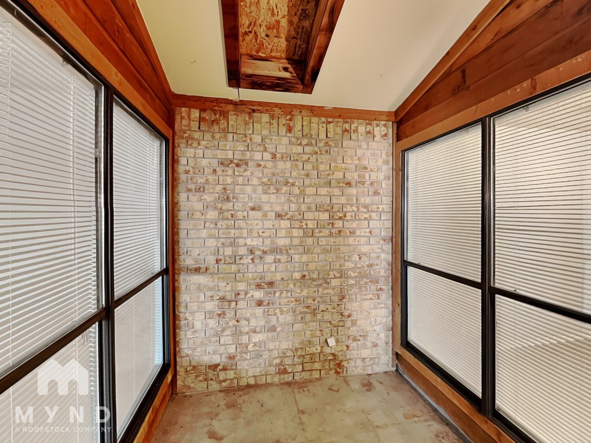 Building Photo - 1134 Hemlock Dr
