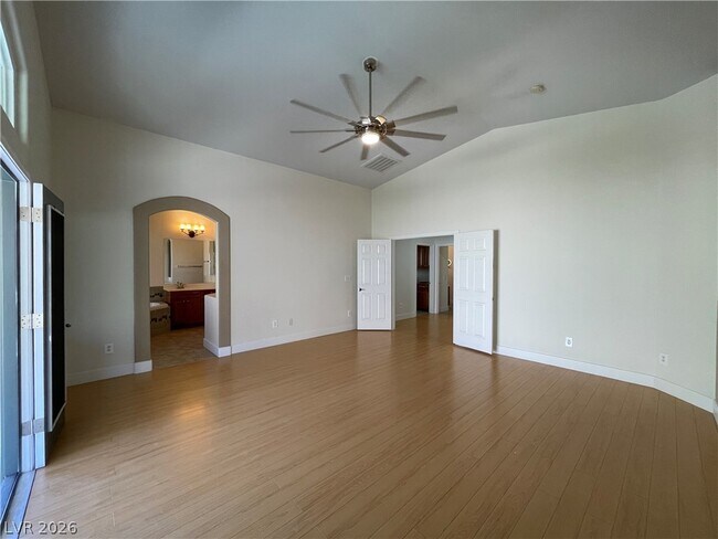 Building Photo - 4049 Bennett Mountain St