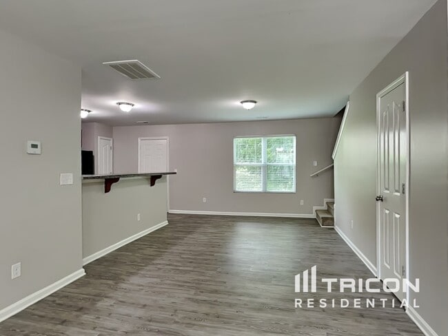 Building Photo - 4932 Magnasco Ln