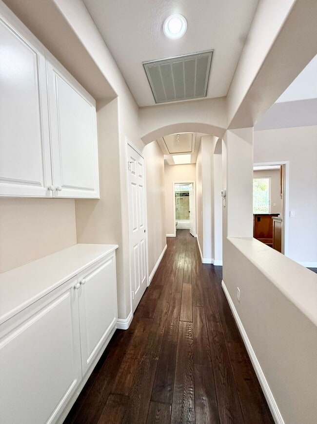 Building Photo - Gated 4 Bedroom 3 1/2 Bath Two Story Home