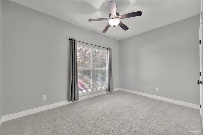 Building Photo - 7151 Reef St
