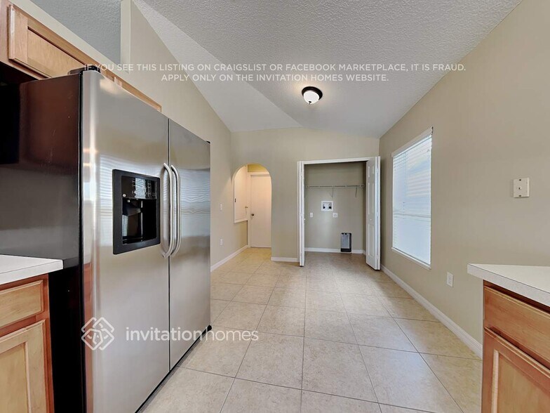 Building Photo - 3468 Sepia St