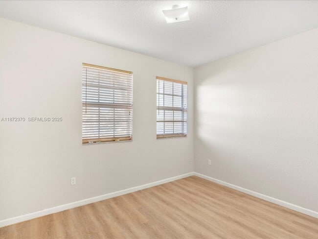 Building Photo - 767 NW 42nd Ave