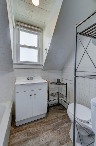 Building Photo - 788 Avenue A Ave