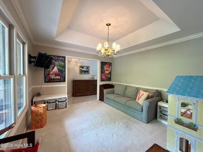 Building Photo - 100 Bridle Path Cir